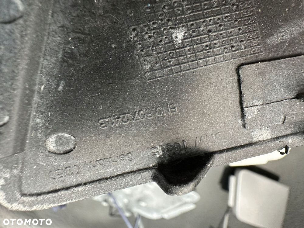TIGUAN Volkswagen OE 5N0807241B ZAŚLEPKA ZDERZAKA HAK PRZÓD 18ST - 10