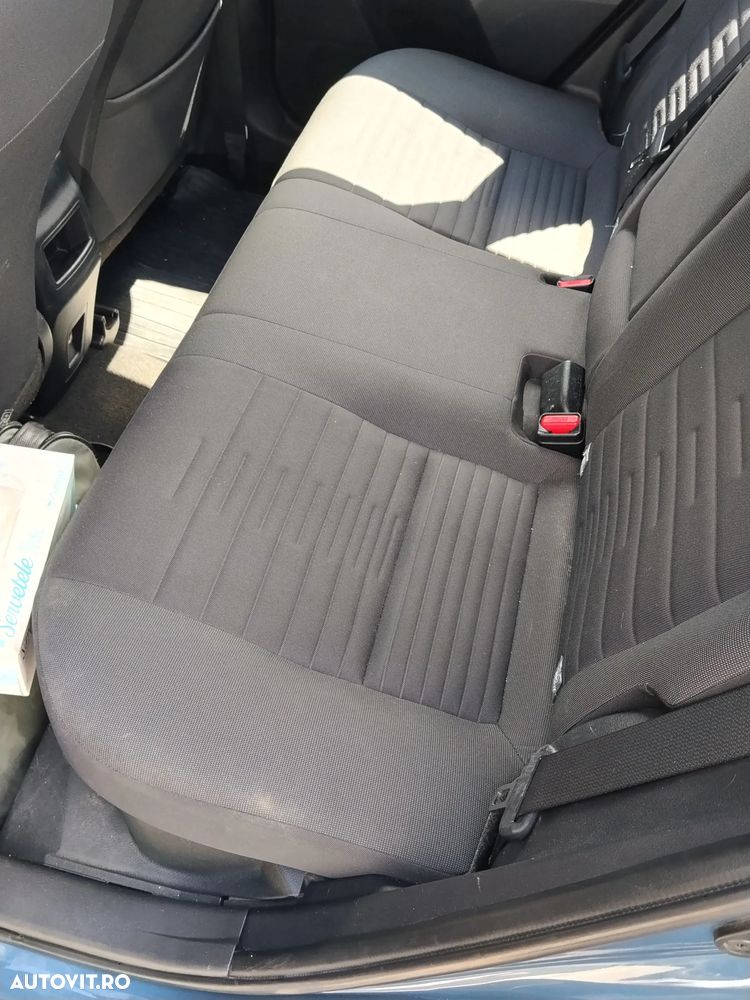 Toyota Auris - 5