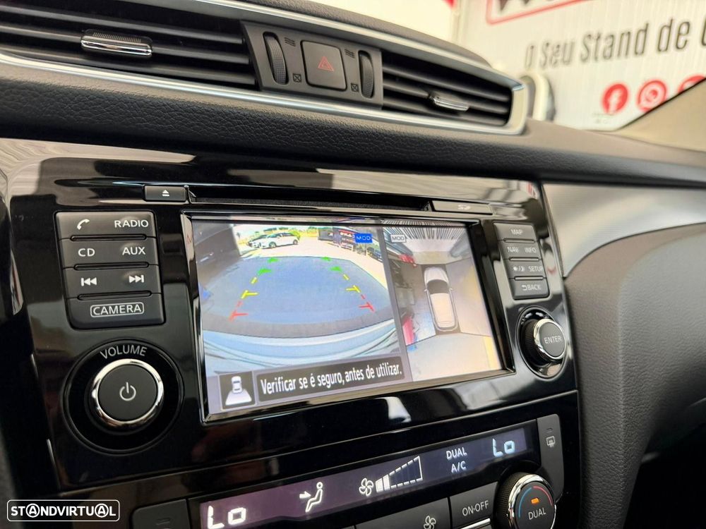 Nissan Qashqai 1.5 dCi N-Connecta 18 - 19