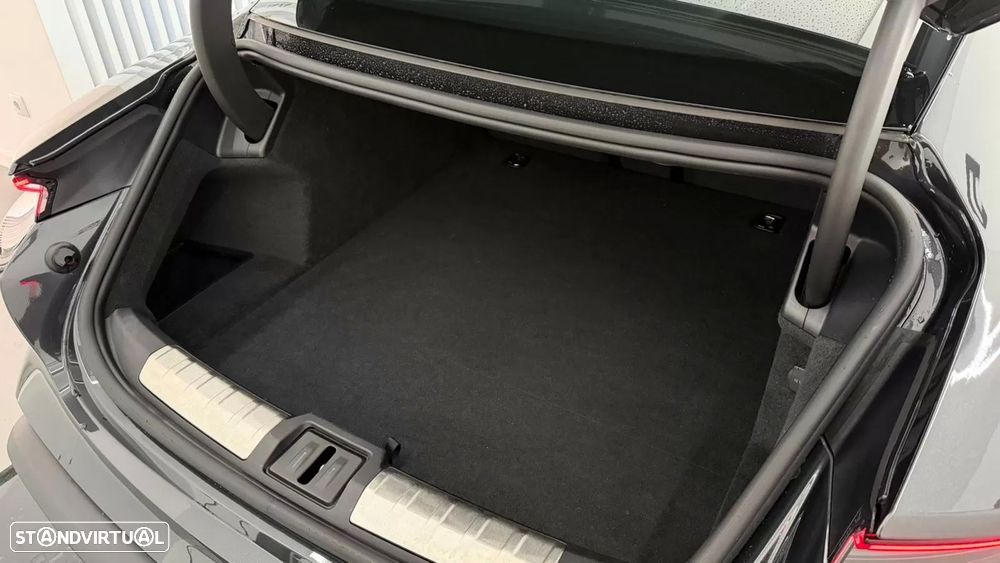 Porsche Taycan Standard - 47