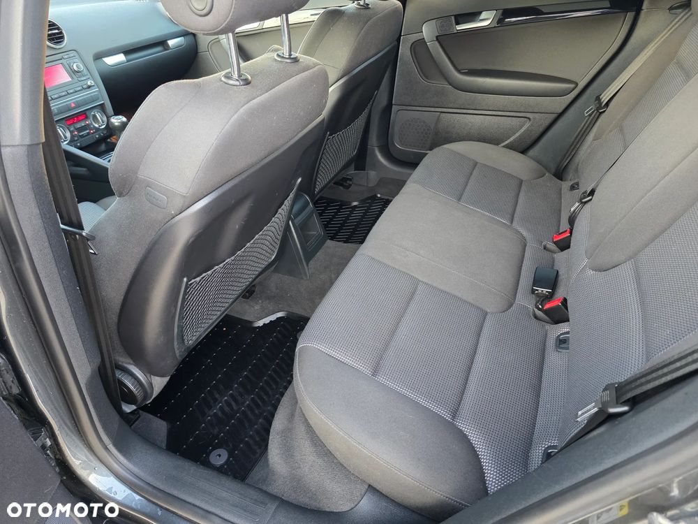 Audi A3 Sportback 2.0 TDI S line Sportpaket plus - 19