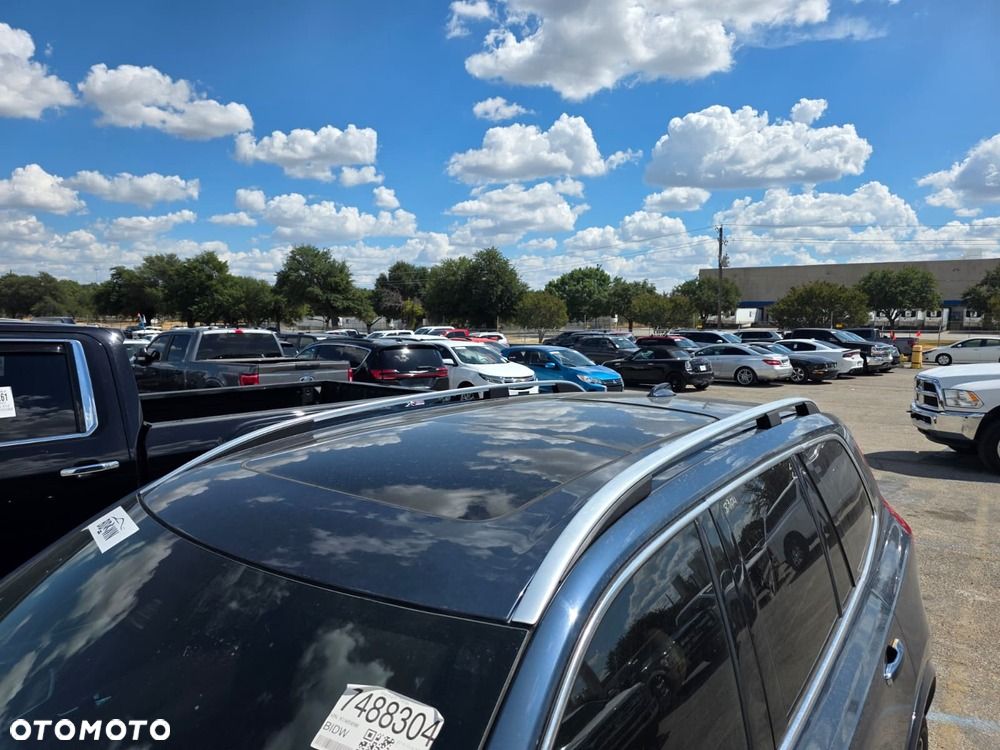 Volvo XC 90 - 9