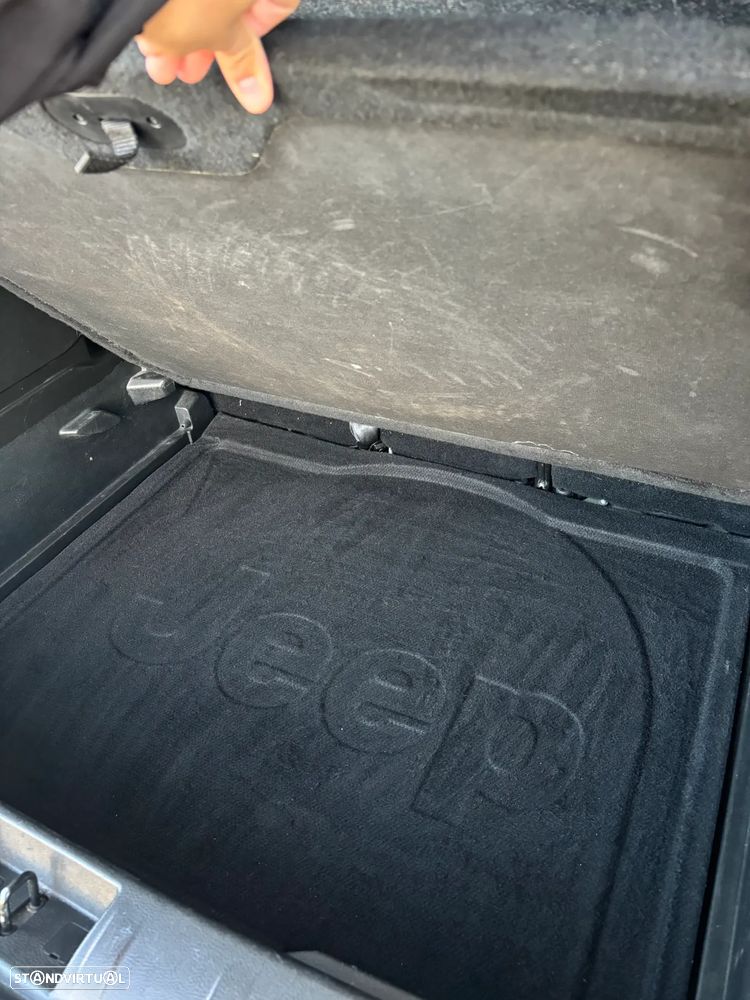 Jeep Renegade 1.6 MJD Limited - 14