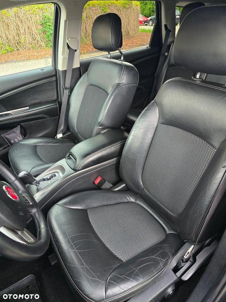 Fiat Freemont 2.0 Multijet Black Code AWD - 24