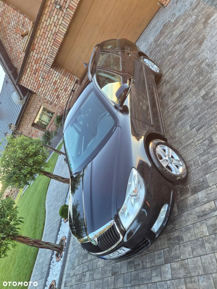 Skoda Octavia 2.0 TDI DPF DSG FAMILY - 13