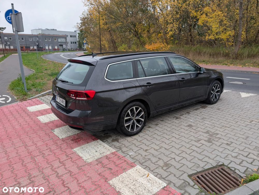 Volkswagen Passat 1.5 TSI EVO Business DSG - 5