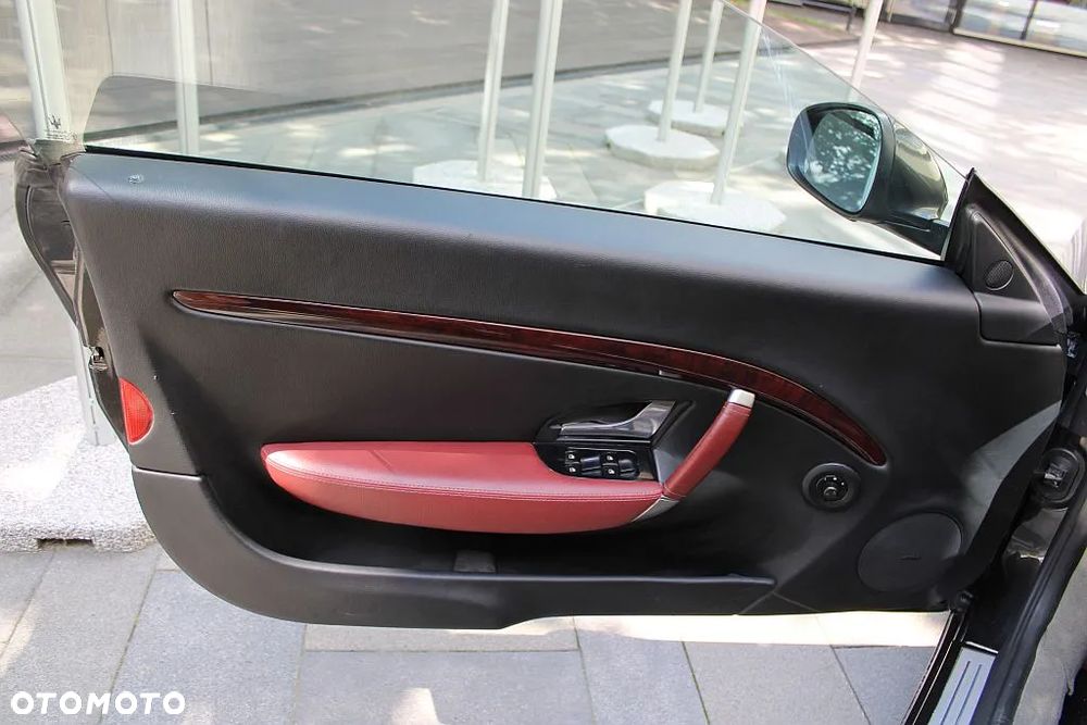 Maserati GranCabrio - 36