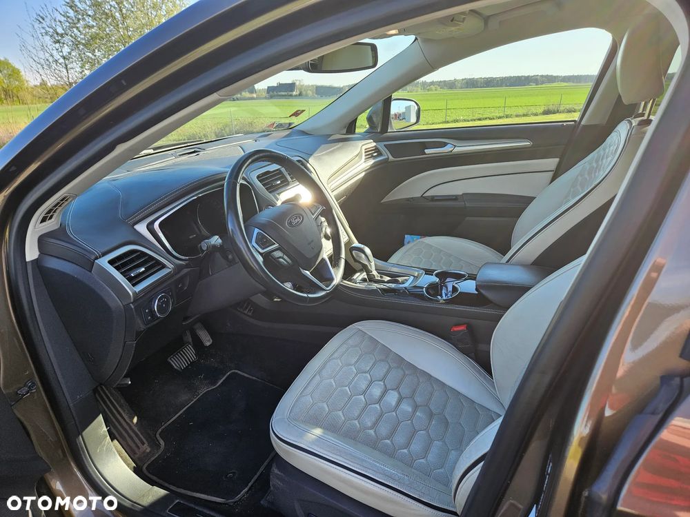 Ford Mondeo Vignale 2.0 EcoBoost - 10