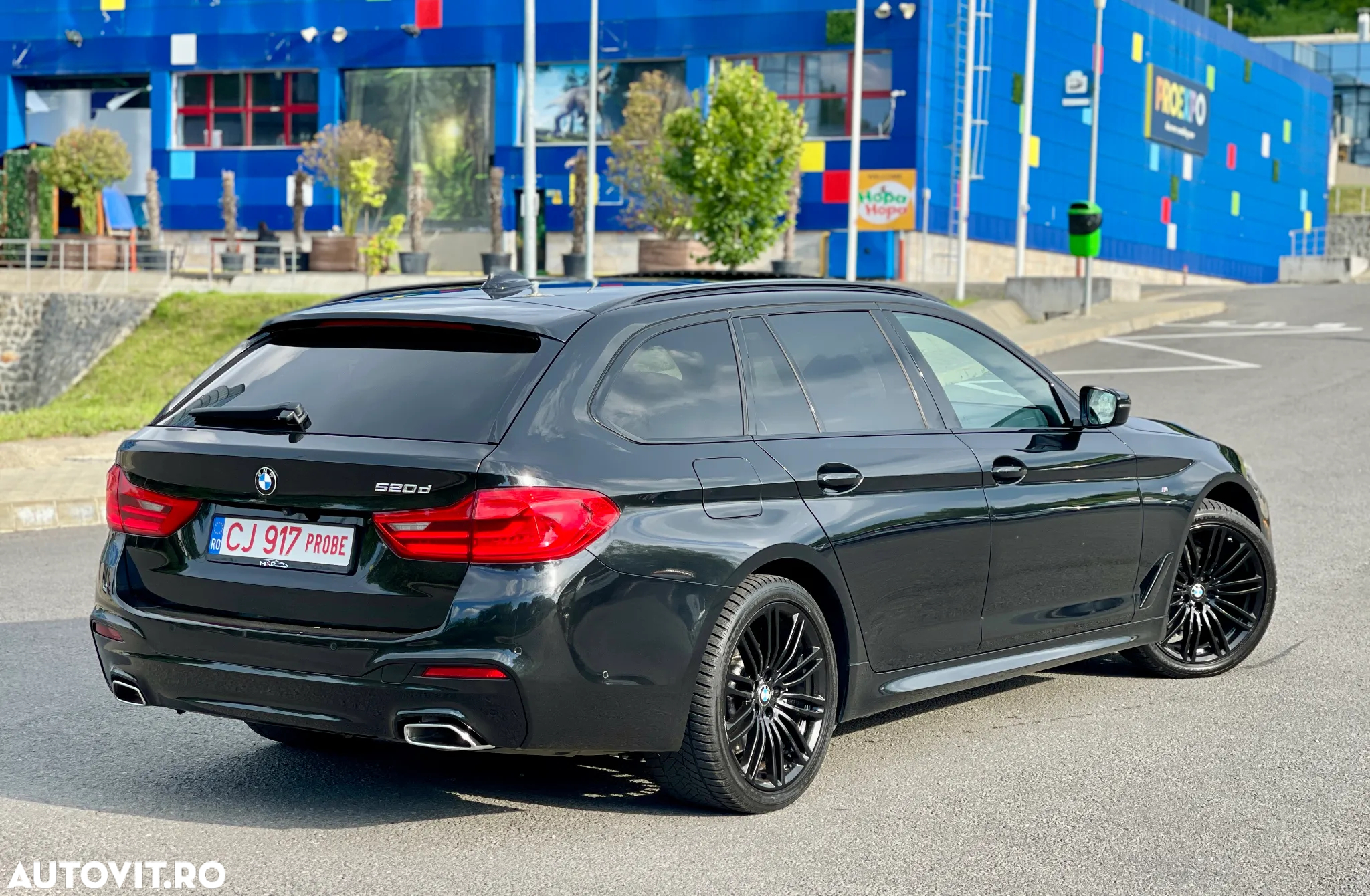 BMW Seria 5 520d Touring Aut. M Sport Edition - 3