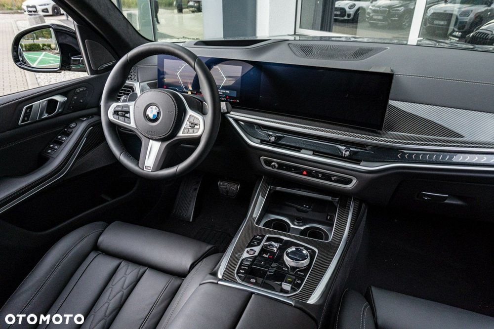 BMW X7 - 21