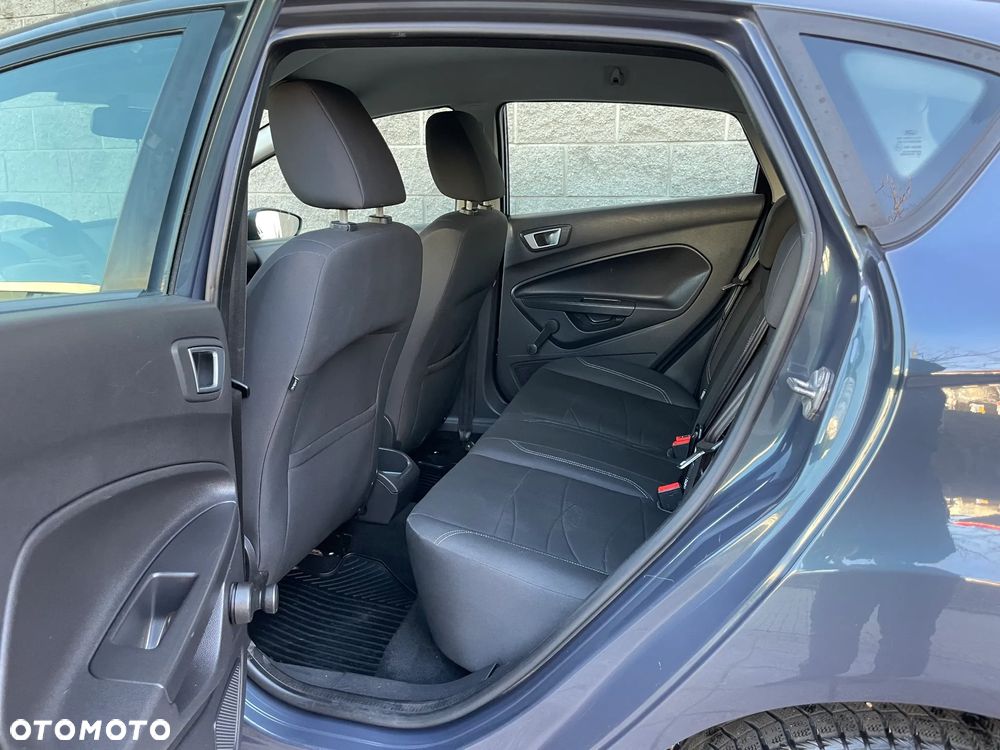 Ford Fiesta 1.25 Champions Edition - 17