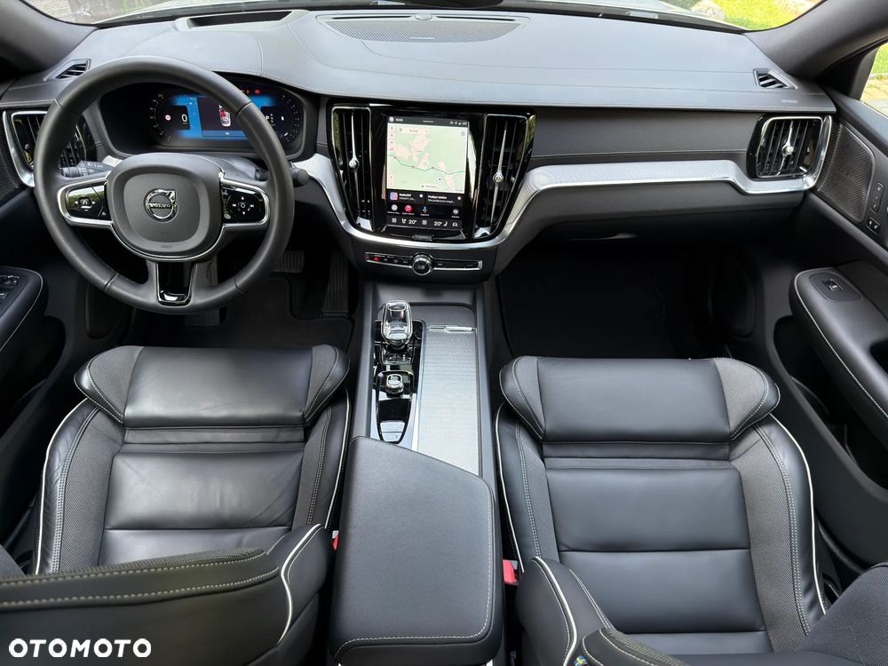 Volvo S60 B5 B AWD Ultimate Dark - 16