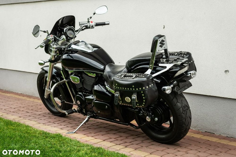 Suzuki Intruder - 4
