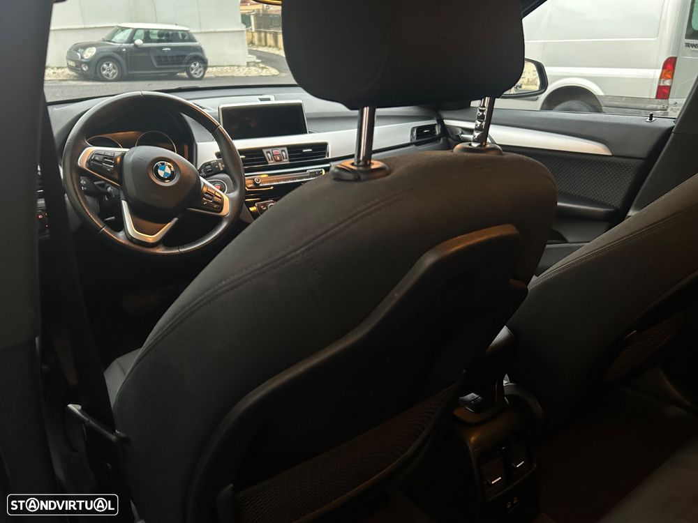 BMW X1 - 4