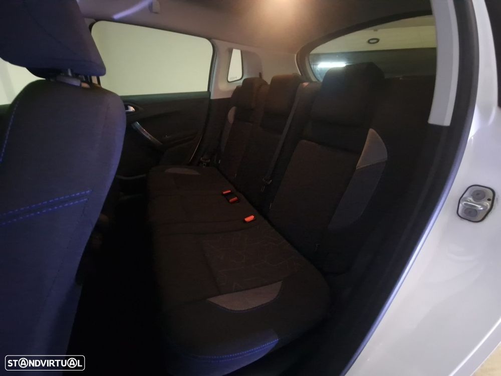 Peugeot 2008 1.6 BlueHDi Style - 14
