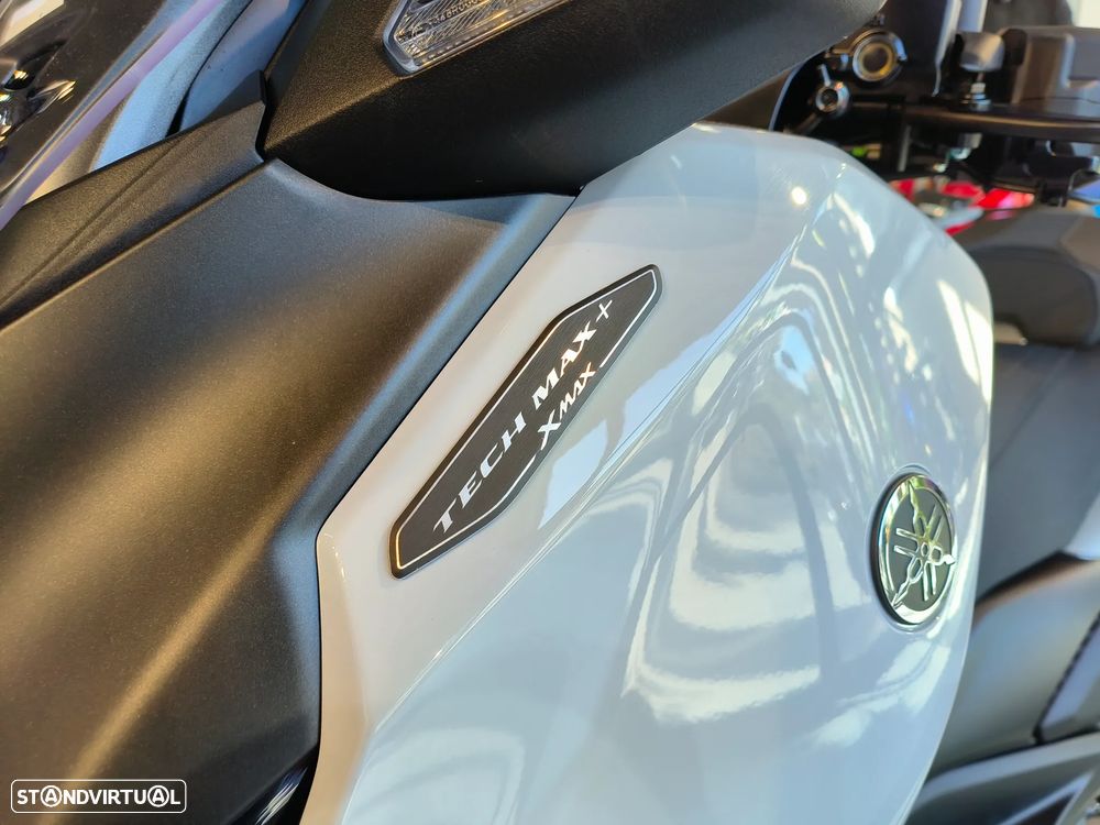 Yamaha X-Max 300 Techmax+ - 9