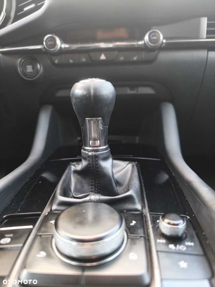 Mazda 3 e-SKYACTIV-G 122 M HYBRID EXCLUSIVE-LINE - 15