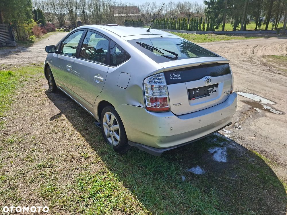 Toyota Prius 1.5 VVT-i Sol - 5