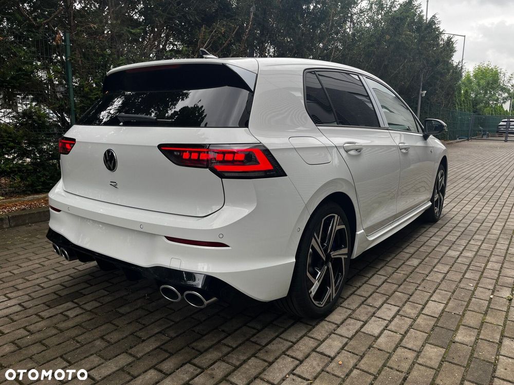 Volkswagen Golf 2.0 TSI 4Motion R DSG - 9