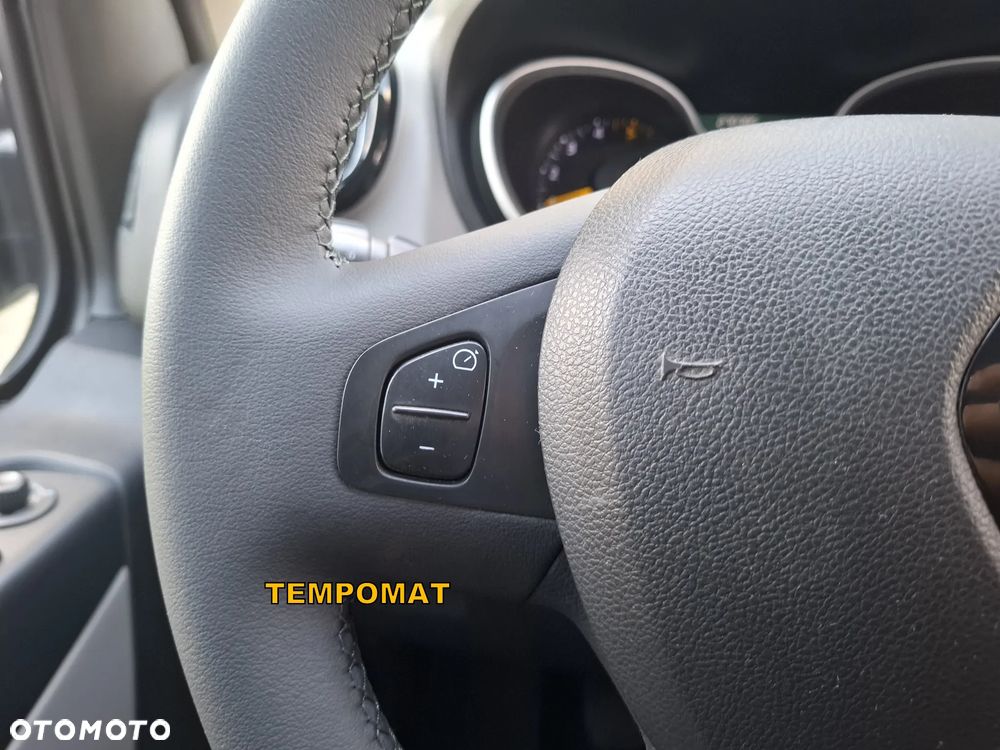 Renault Trafic - 18
