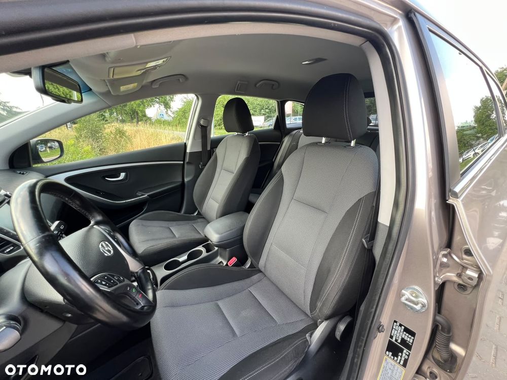 Hyundai i30 - 30