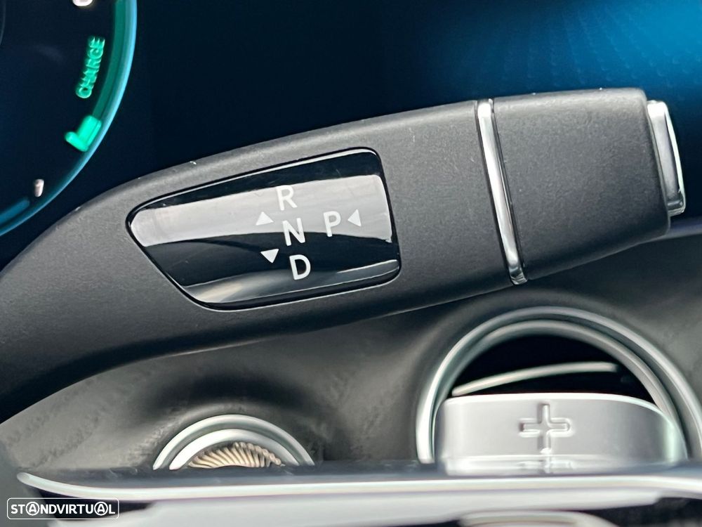 Mercedes-Benz E 300 de T 9G-TRONIC Night Edition - 29