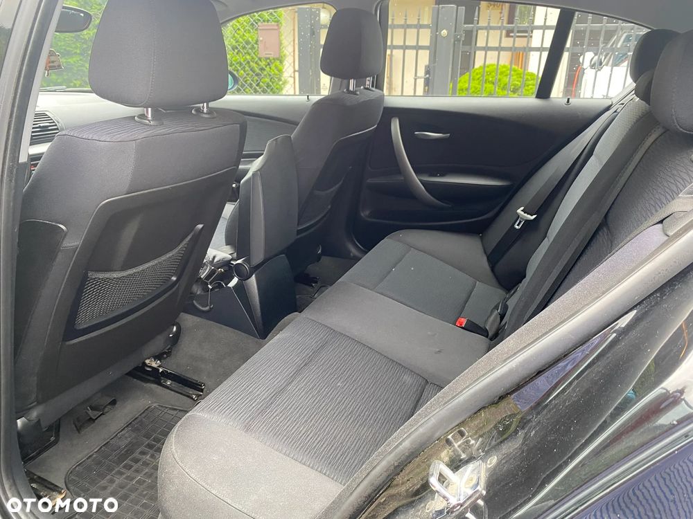 BMW Seria 1 116i - 10