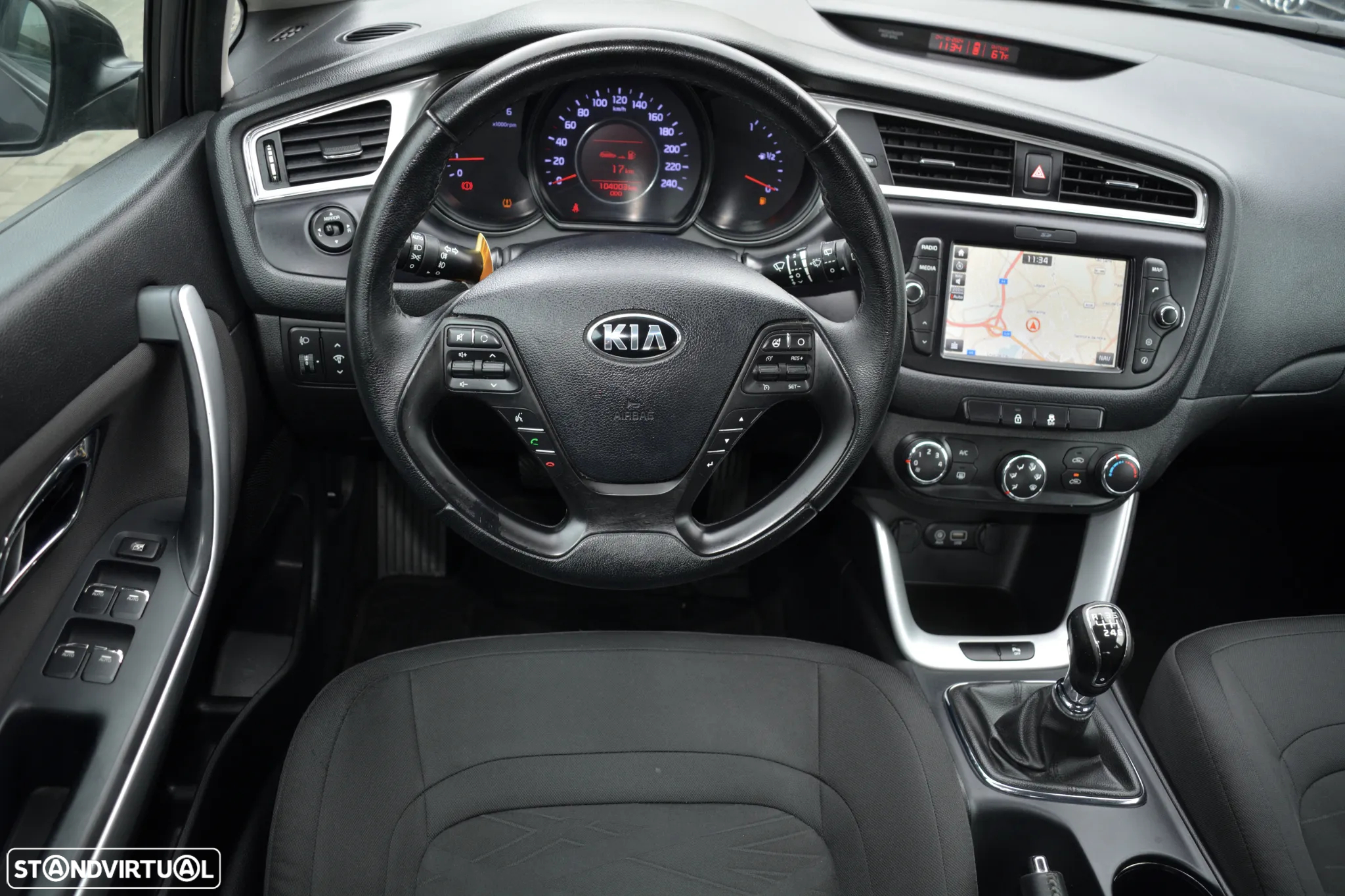 Kia Ceed 1.4 CRDi Nav Line - 2