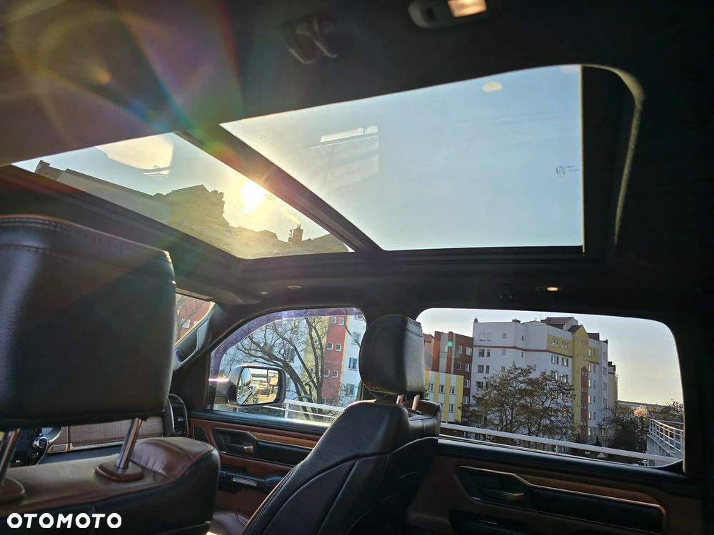 RAM 1500 5.7 Crew Cab Longhorn - 39