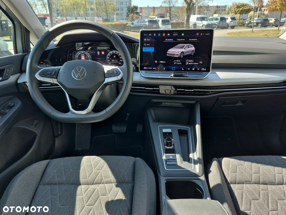 Volkswagen Golf Variant - 10