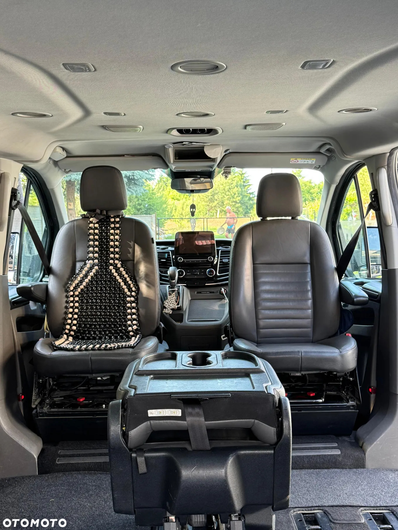 Ford Tourneo Custom - 9