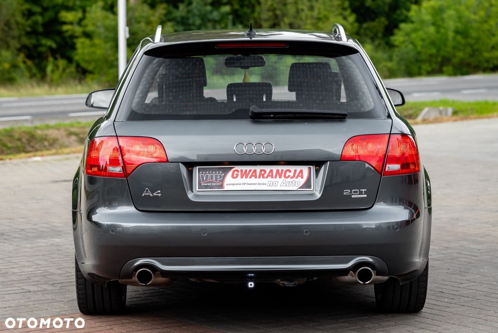 Audi A4 Avant 2.0T FSI Quattro - 8