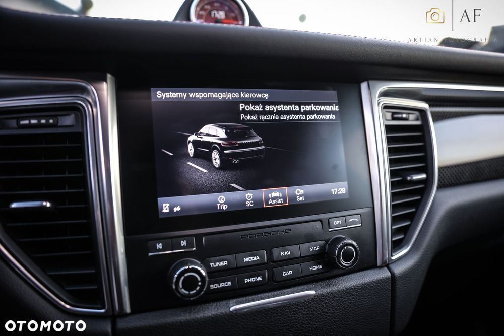 Porsche Macan - 34