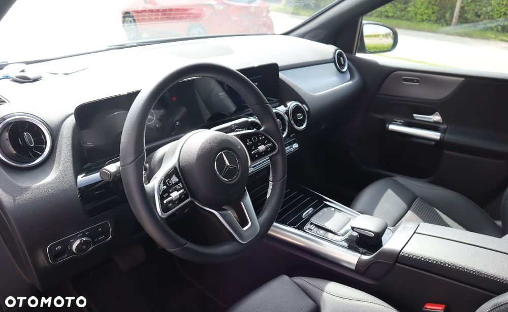 Mercedes-Benz Klasa B 180 d Progressive 8G-DCT - 10