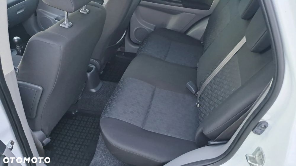 Suzuki SX4 - 10