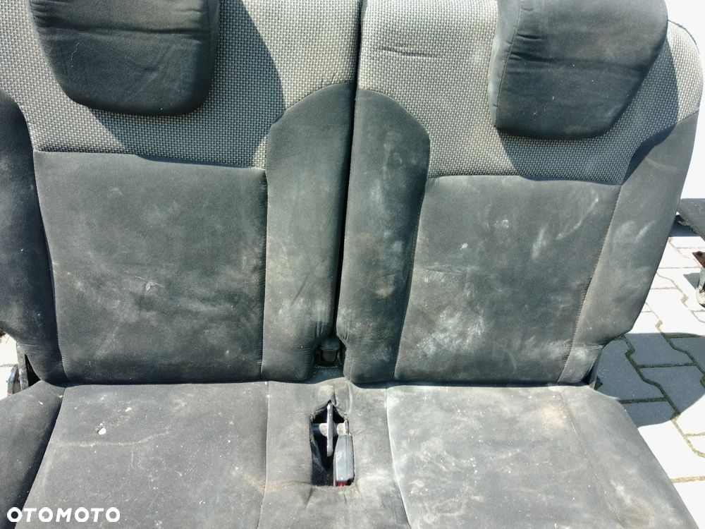 DACIA LODGY FOTEL KANAPA 3 RZAD TANIA DO ODSWIERZENIA ROWNIEZ INNE CZESCI PYTAC - 5