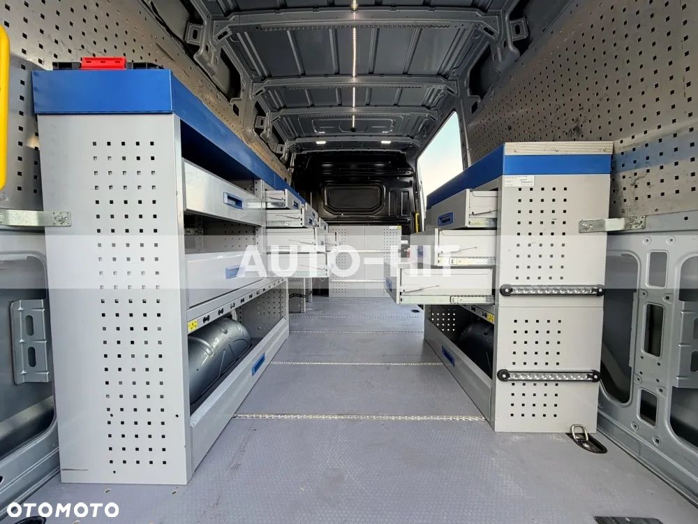 Volkswagen Crafter - 17