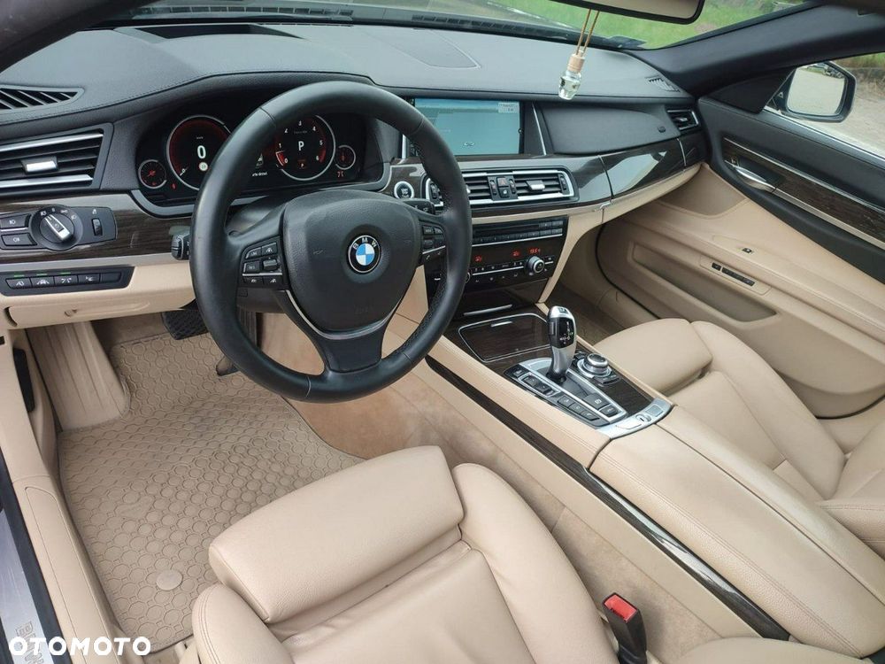 BMW Seria 7 - 9