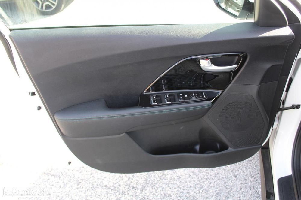 Kia e-Niro 64kWh - 13