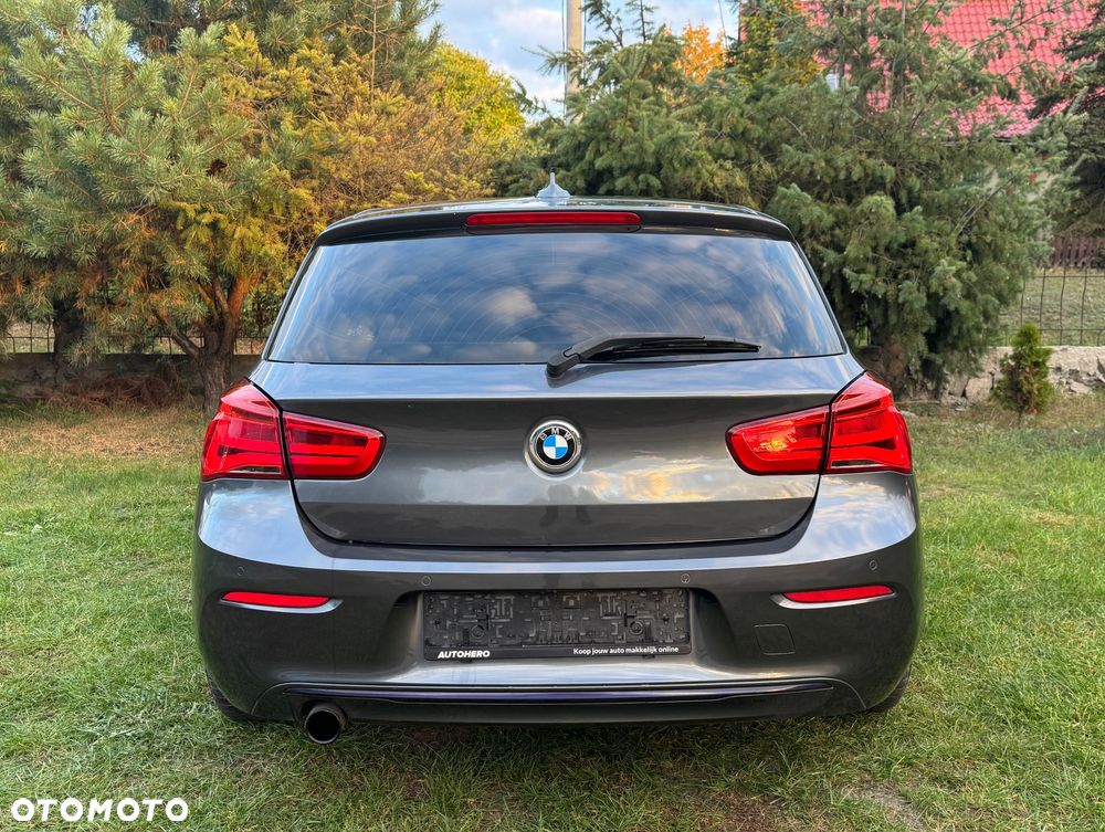 BMW Seria 1 118i Sport Line - 7