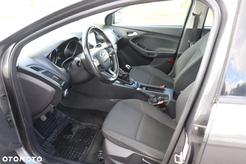 Ford Focus 1.0 EcoBoost 99g Trend - 22