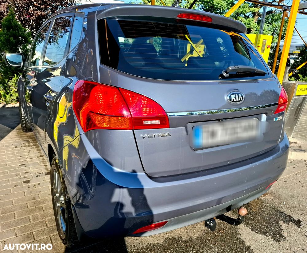 Kia Venga 1.6 CRDi 128 Spirit - 10