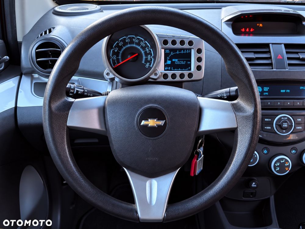 Chevrolet Spark 1.0 LS+ Design - 11