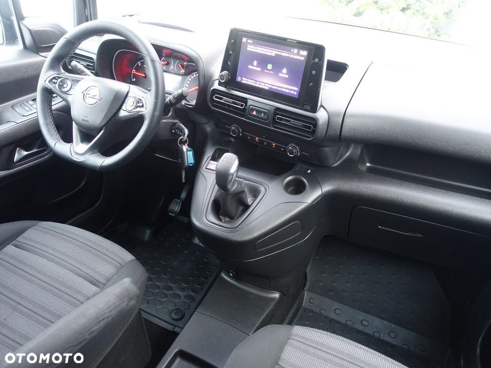 Opel Combo 1.5 D Start/Stop Selection - 11