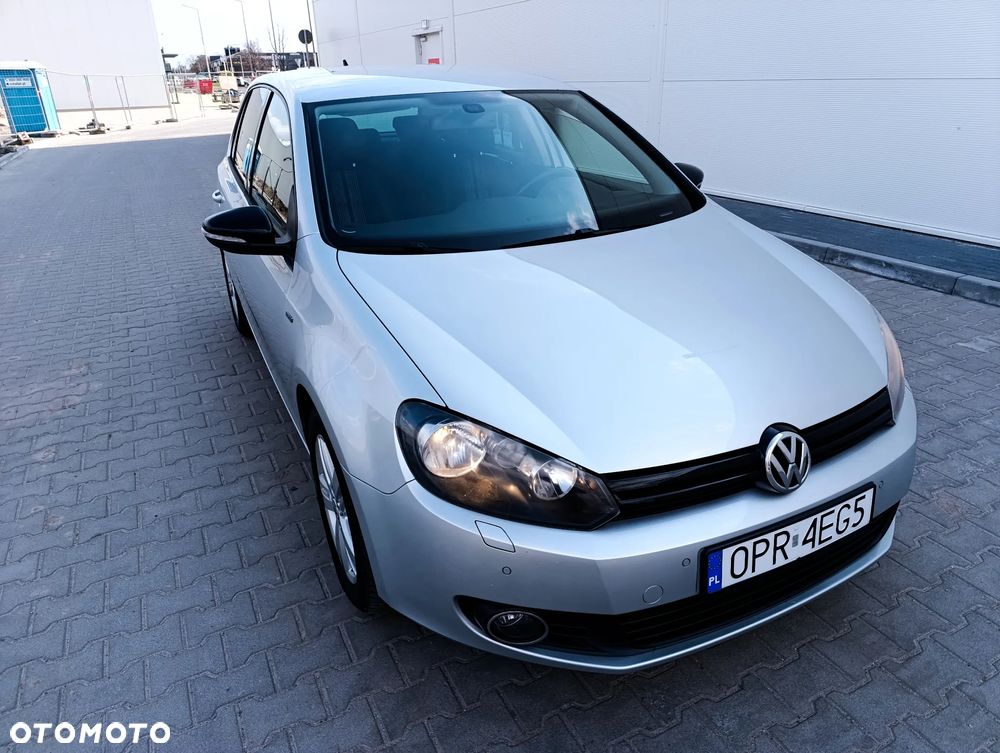 Volkswagen Golf 1.6 TDI DPF BlueMotion Technology MATCH - 10