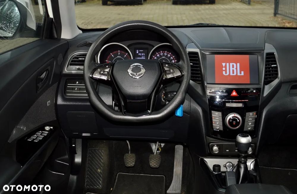 SsangYong/KGM Tivoli - 27