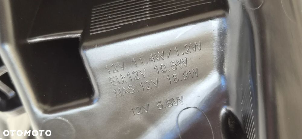 LAMPA PRAWA PRZÓD DRL MITSUBISHI ECLIPSE CROSS LIFT 2020- - 8