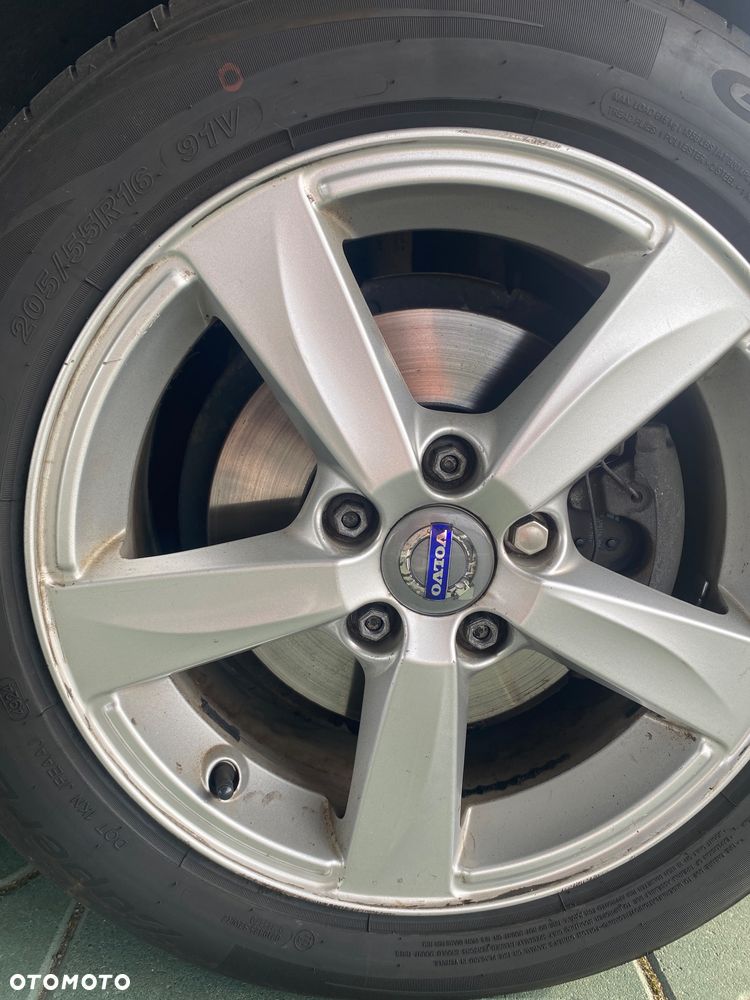 Volvo C30 D2 R-Design - 5