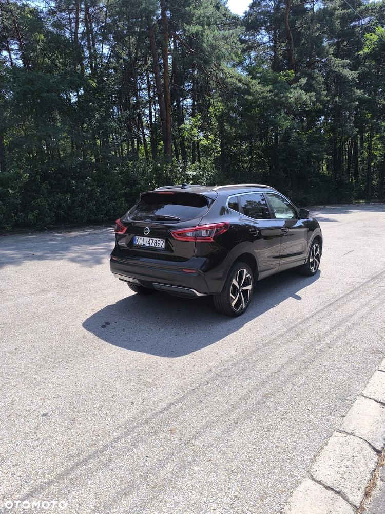 Nissan Qashqai 1.7 dCi 4x4 Tekna - 2