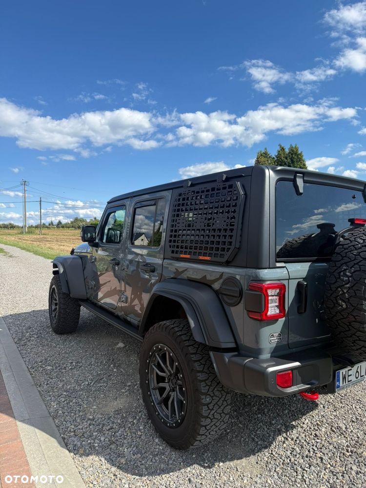 Jeep Wrangler - 3